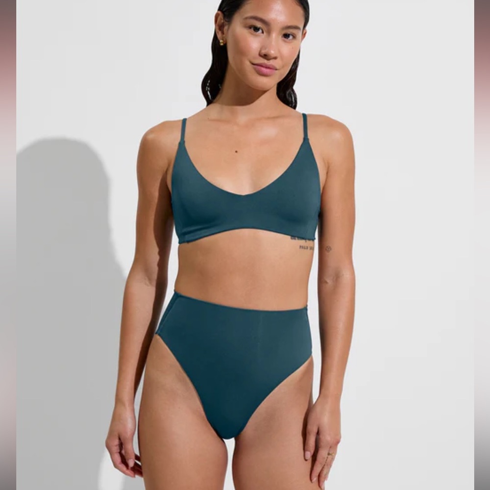 Left on Friday Teal Hi Hi Bottom Small